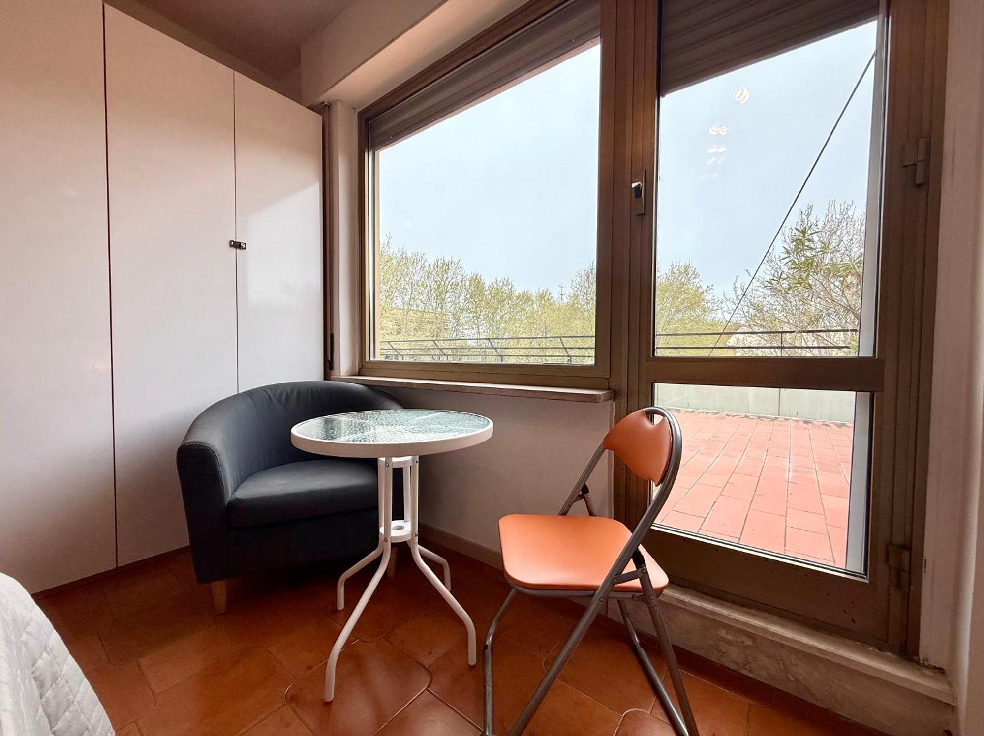 Bauhouse Apartment *